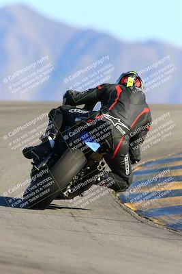 media/Jan-09-2022-SoCal Trackdays (Sun) [[2b1fec8404]]/Turn 12 Backside (130pm)/